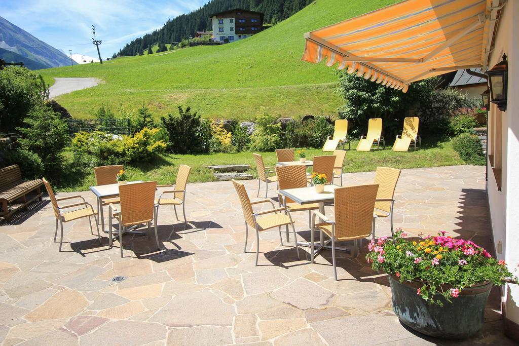 Hotel Pension Sonnleiten Тукс Екстериор снимка