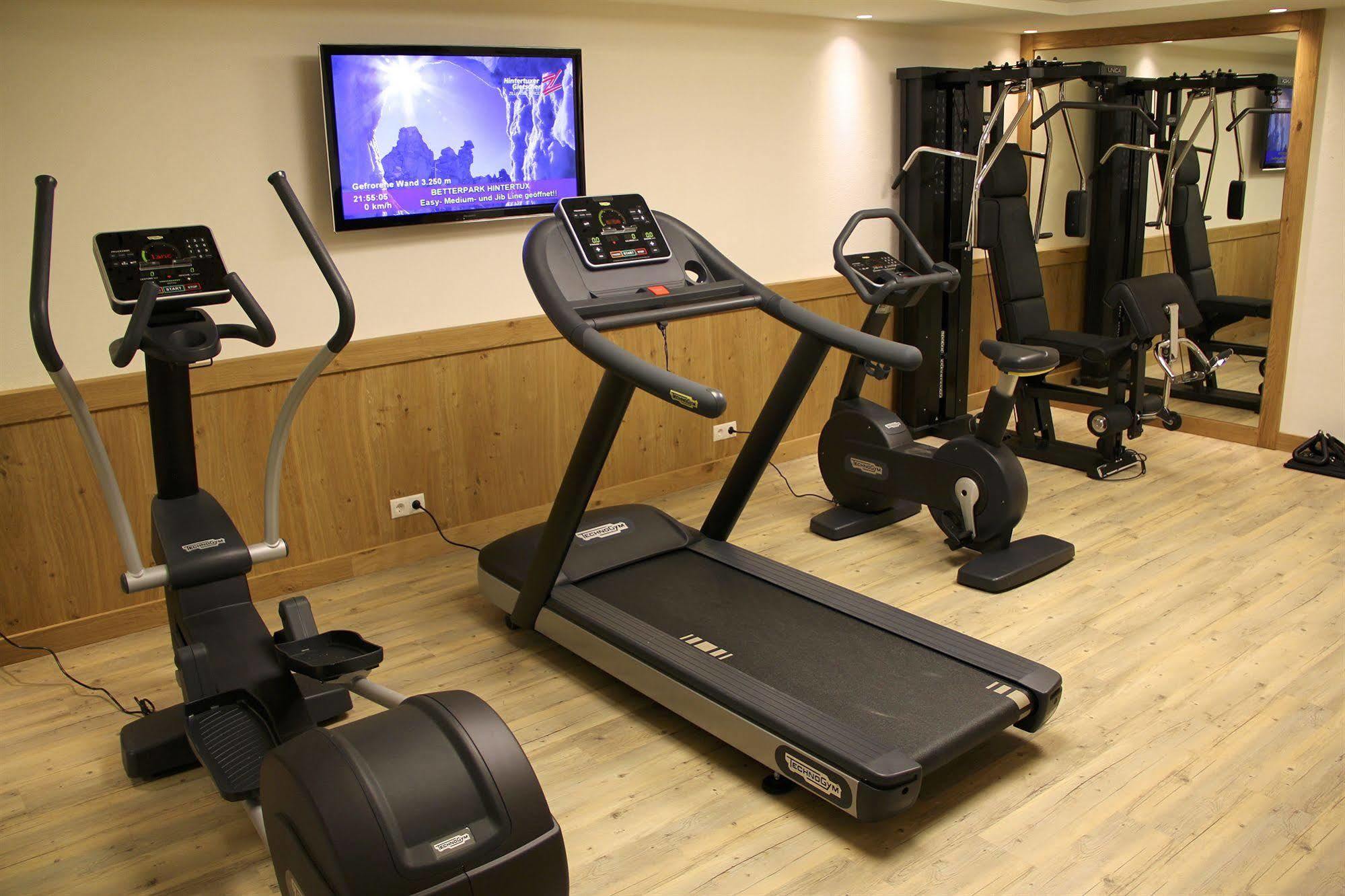 Hotel Pension Sonnleiten Тукс Екстериор снимка
